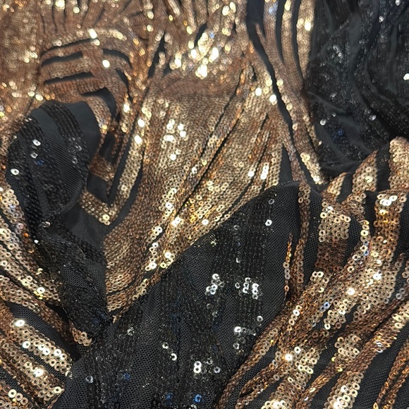 Off Shoulder Sequin Mermaid Dress - Picture 3 of 7